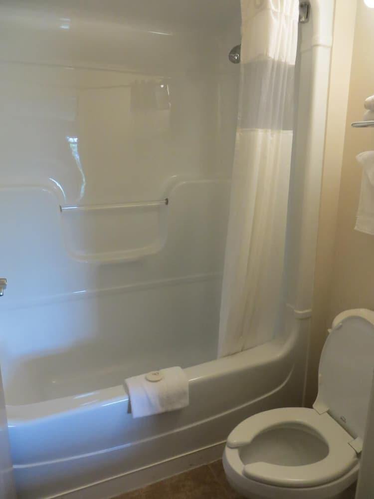 London Travel Inn מראה חיצוני תמונה