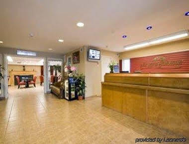 London Travel Inn מראה חיצוני תמונה