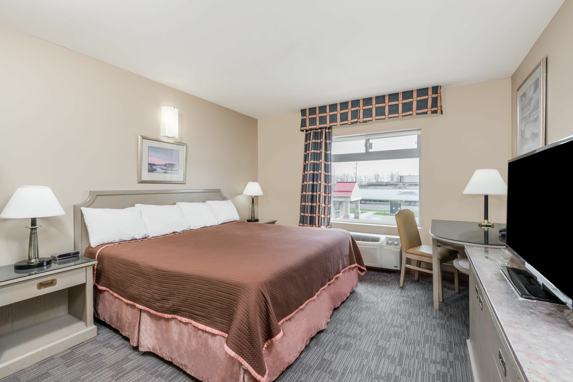 London Travel Inn מראה חיצוני תמונה